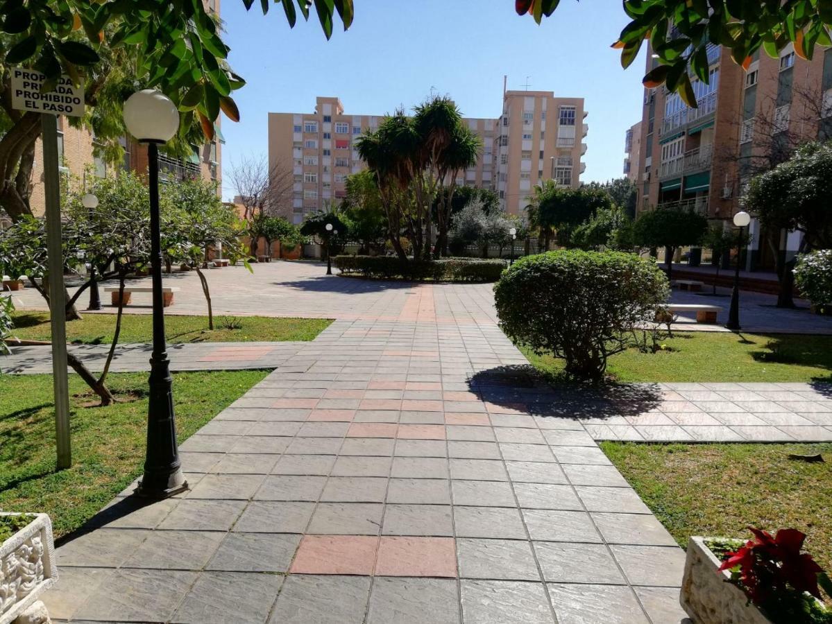 Apartamento Aurora Malaga Luaran gambar